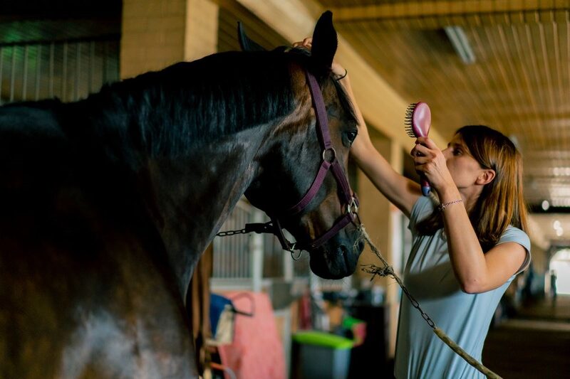 To Clip or Not to Clip? A Practical Winter Coat Management Guide for Every Type of Rider